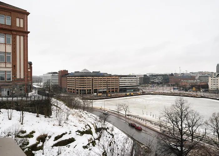 Premium 7th Floor With Sea View & Historic District Apartment *